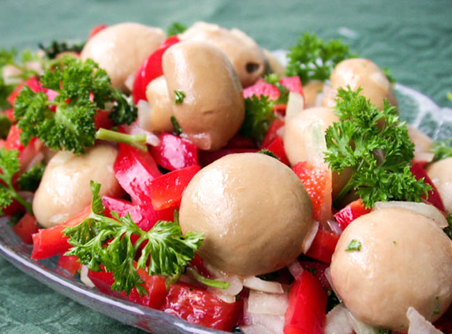 Салат из грибов с болгарским перцем